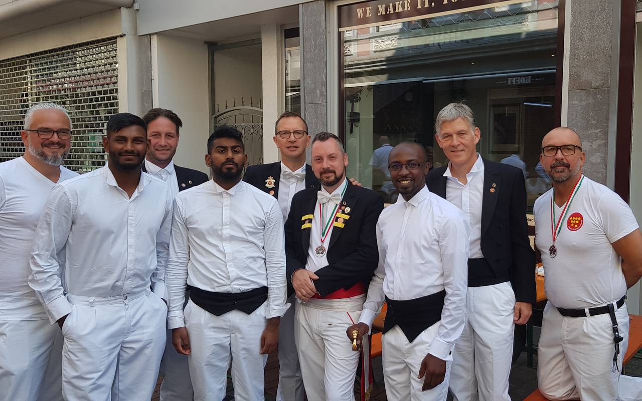 Schützenzug Nüsser Divergenten