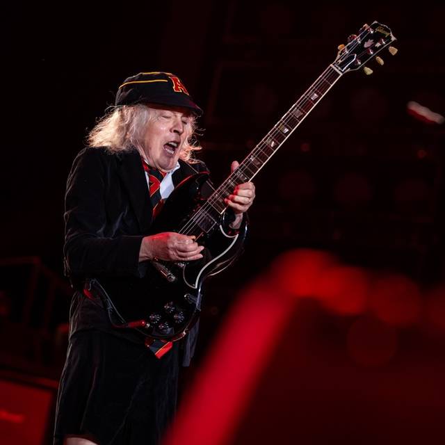 AC/DC Live in Düsseldorf 08.07.2025 Merkur Spielarena Angus Young
