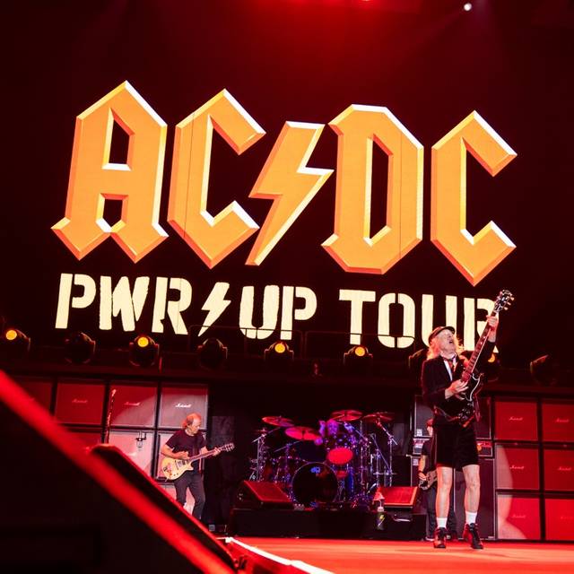 AC/DC Live in Düsseldorf 08.07.2025 Merkur Spielarena Angus Young