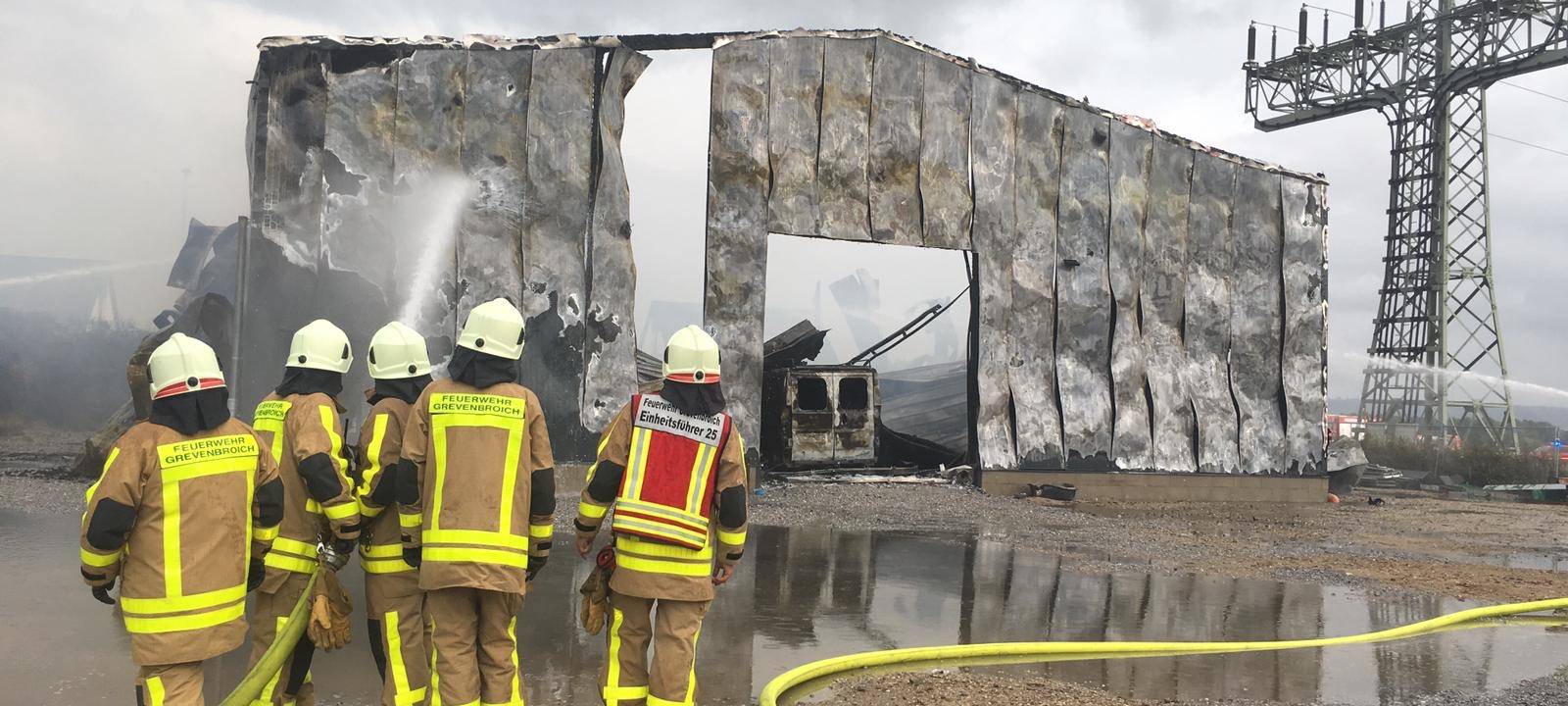 Entwarnung nach Großbrand