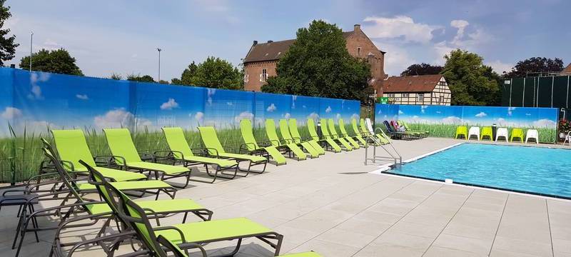 Schlossbad Grevenbroich Außenbereich