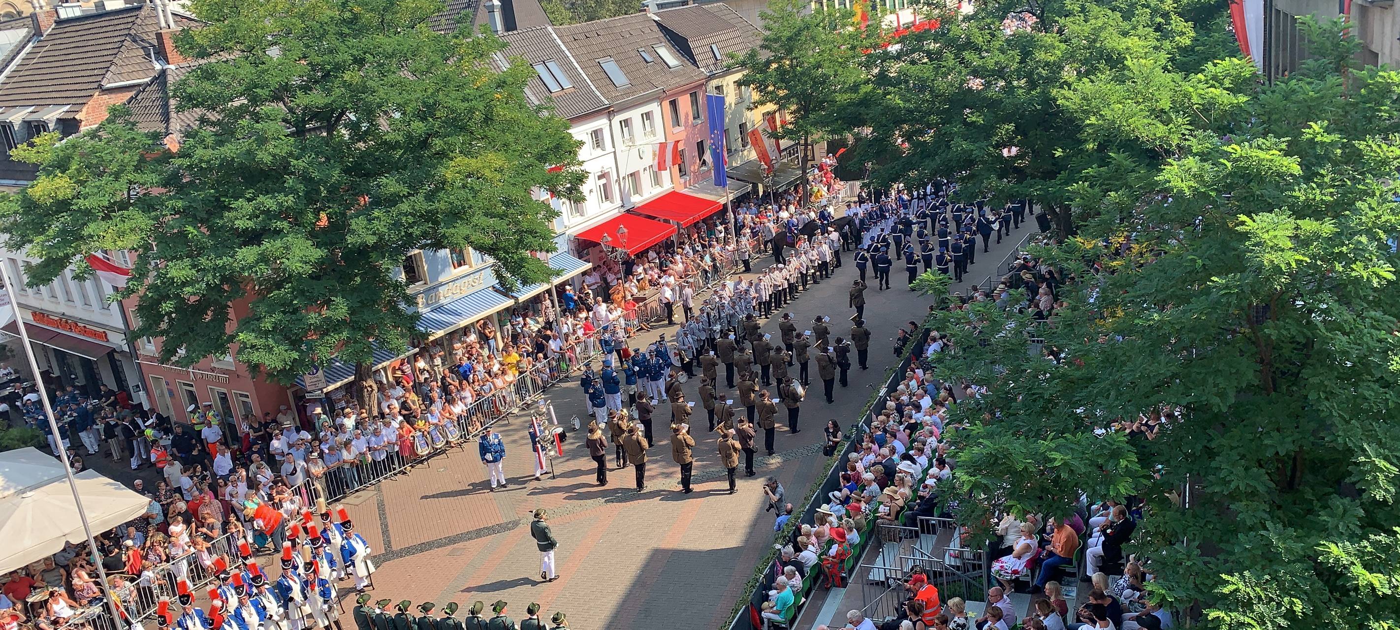 Neusser Schützenfest Parade