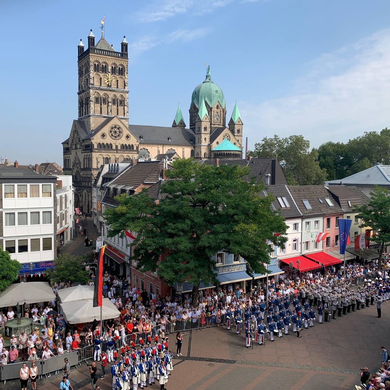 Neusser Schützenfest Parade