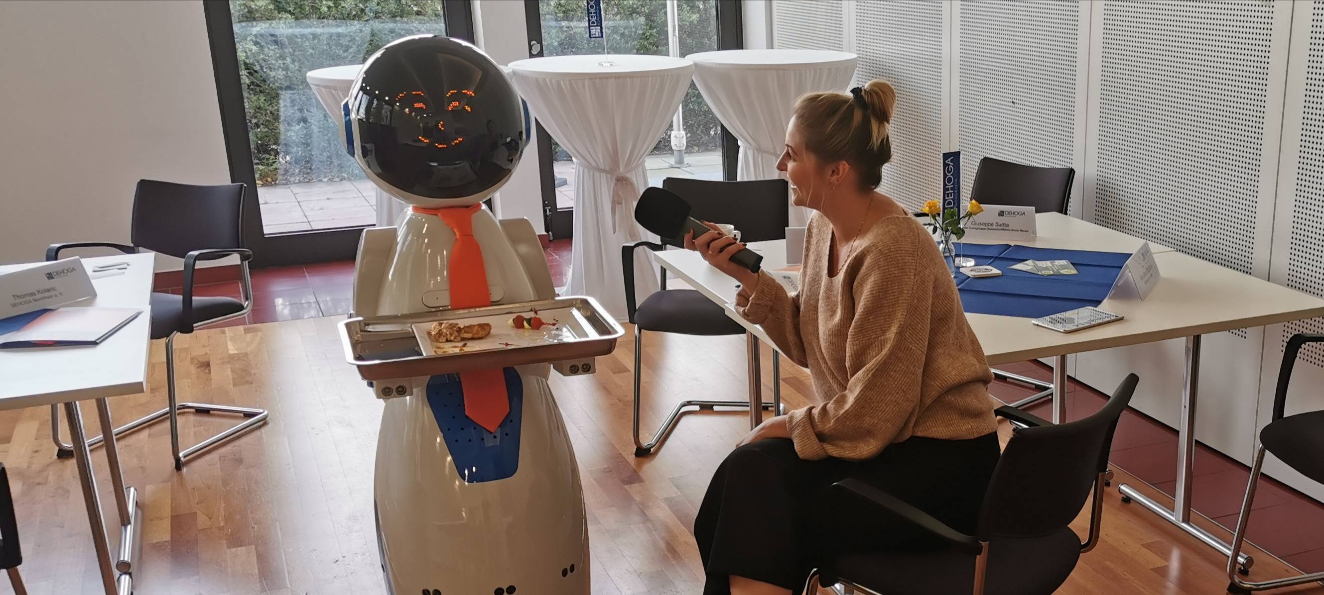DEHOGA testet Roboter-Kellner