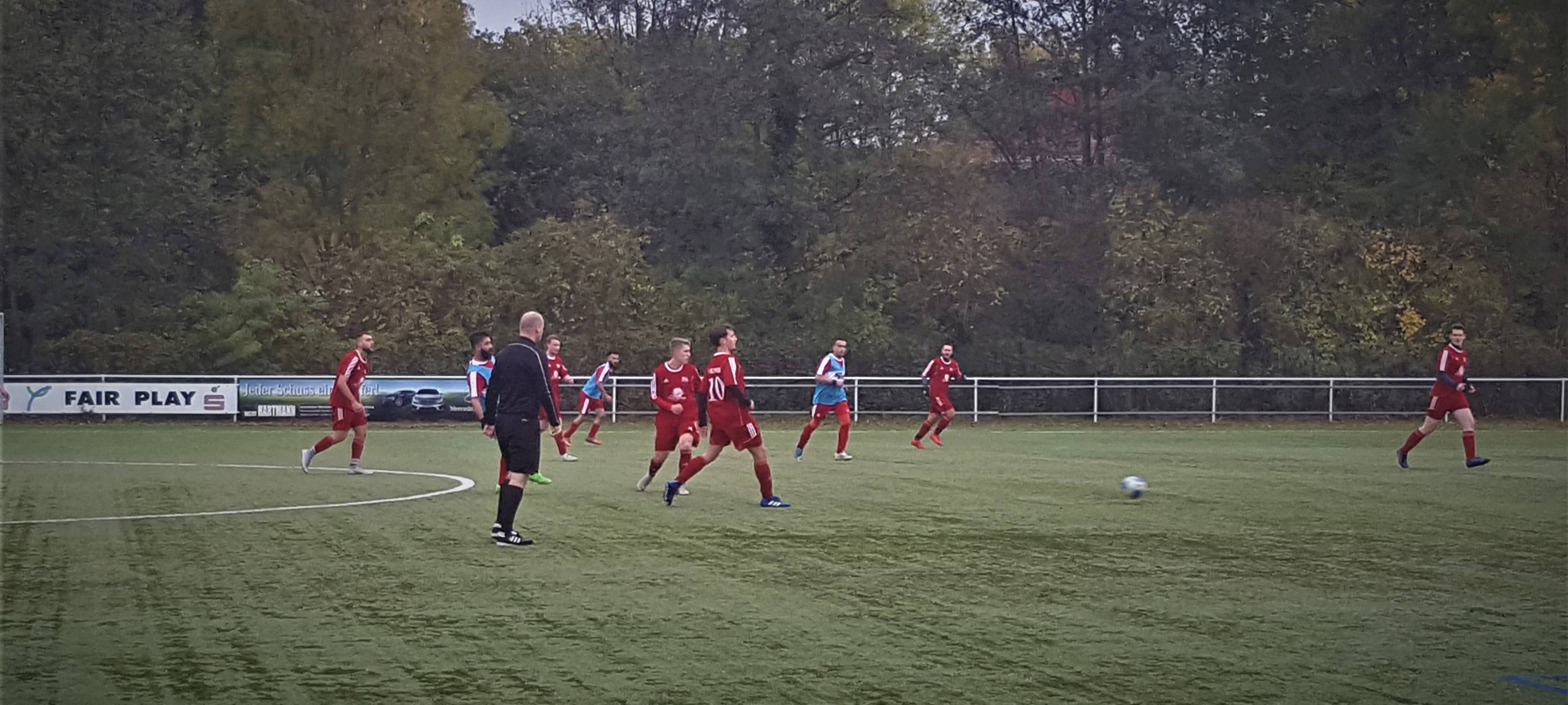 Schiri unter Beobachtung