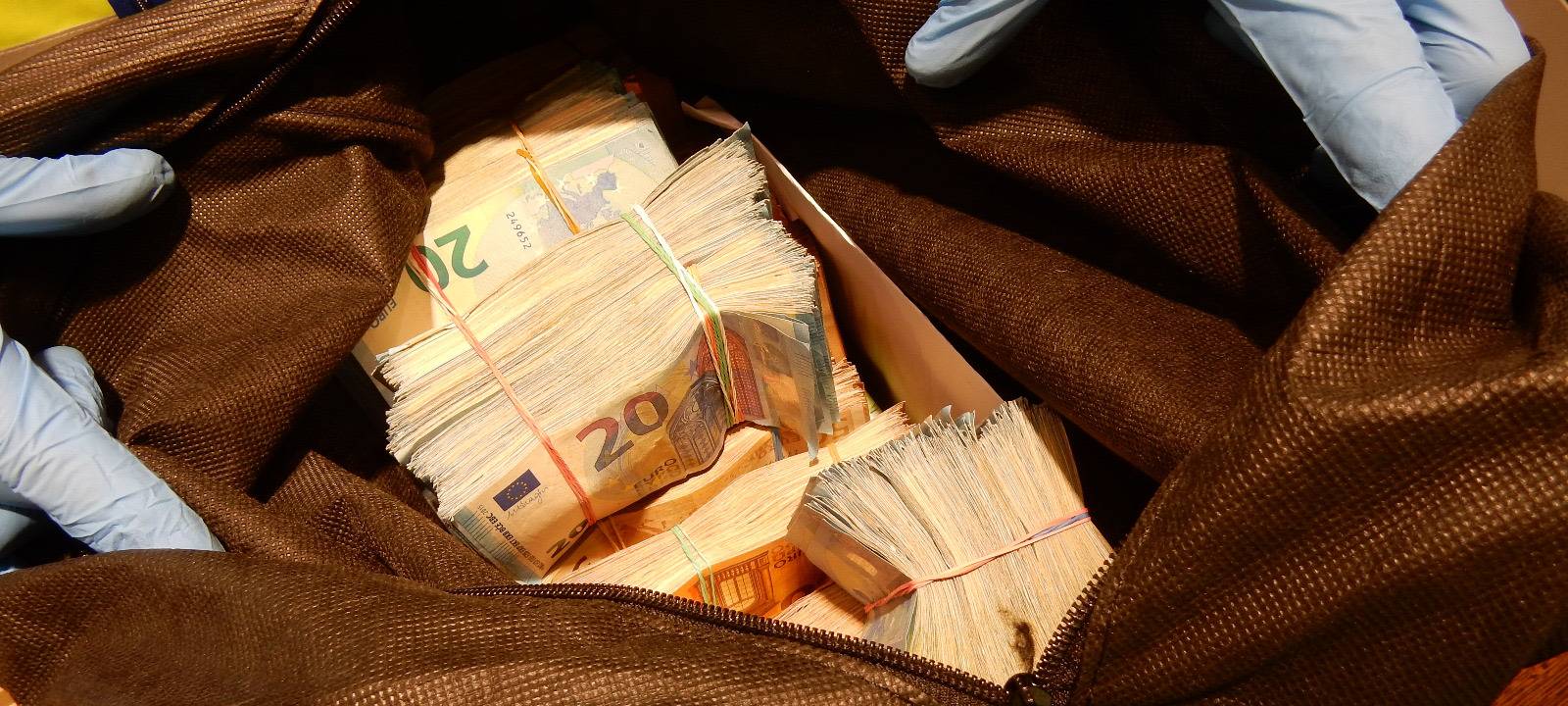 Illegale Geldgeschäfte: Festnahme in Meerbusch