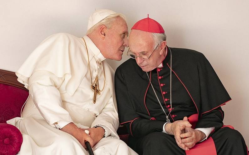 Die beiden Päpste im Gespräch. 
