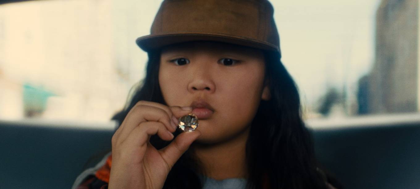 Cassandra und der hübsche kleine Klunker.