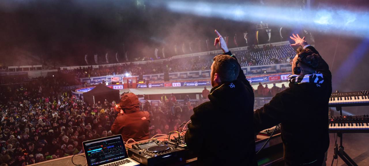 YouNotUs live in Willingen