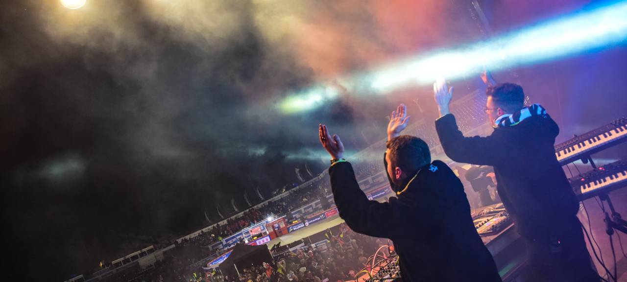 YouNotUs live in Willingen