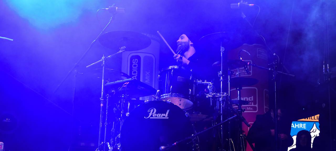 YouNotUs live in Willingen