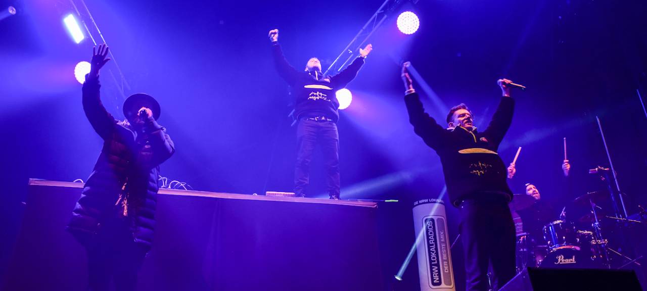 YouNotUs live in Willingen