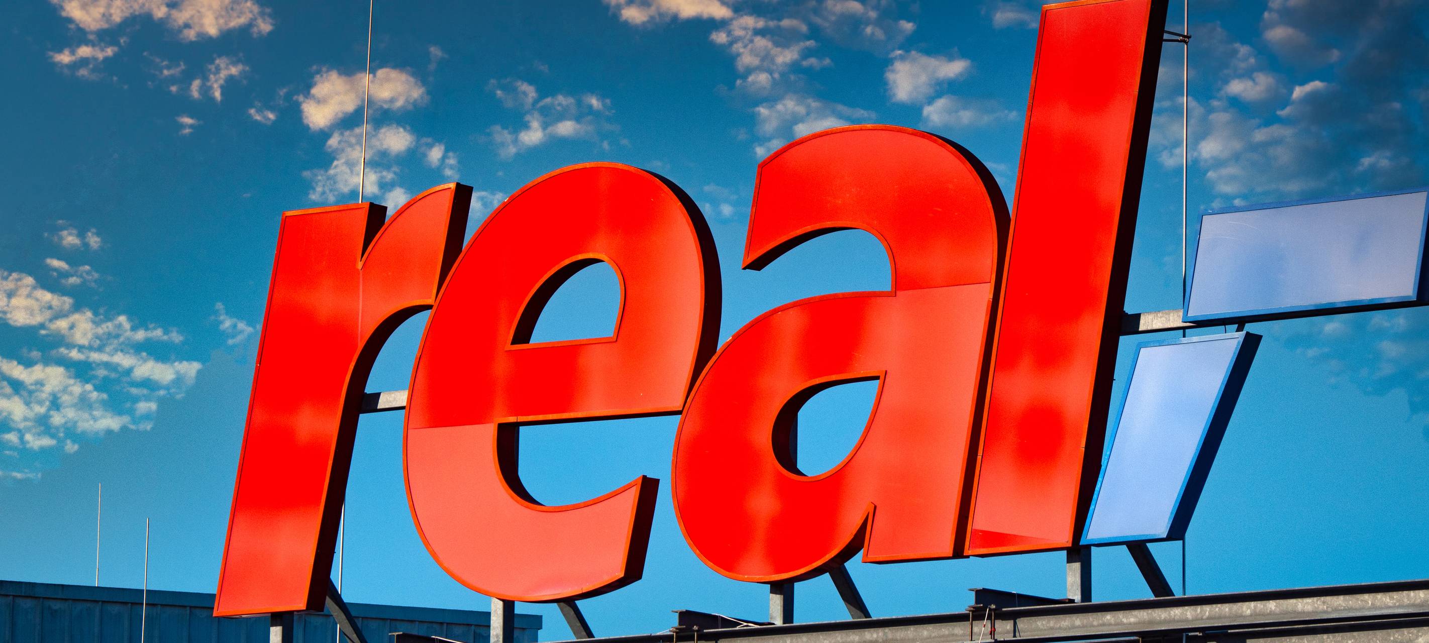 Real auf Neusser Furth wird zu Kaufland