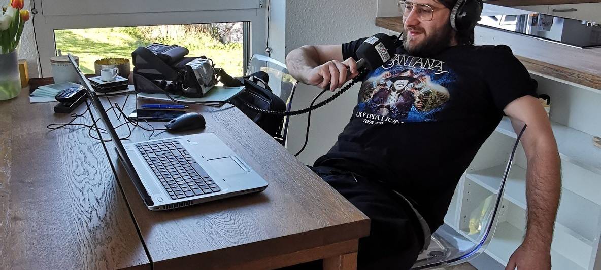 Morning-Mann Timo Gerke live aus dem Homeoffice