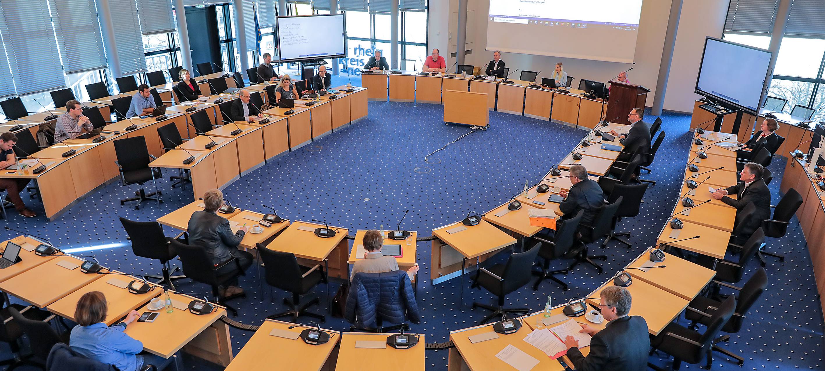 Krisenstab des Kreises unermüdlich im Einsatz