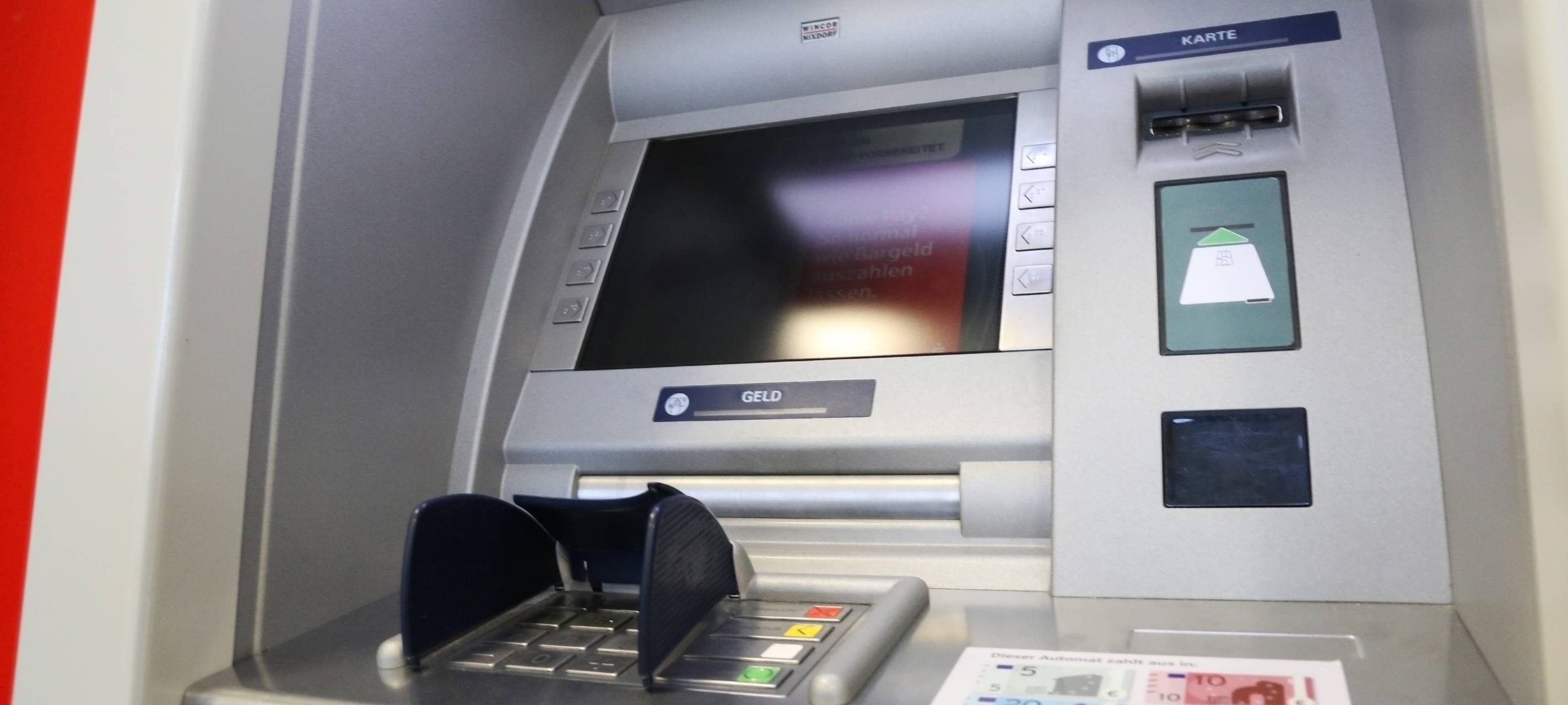 Geldautomat in Neuss-Reuschenberg gesprengt