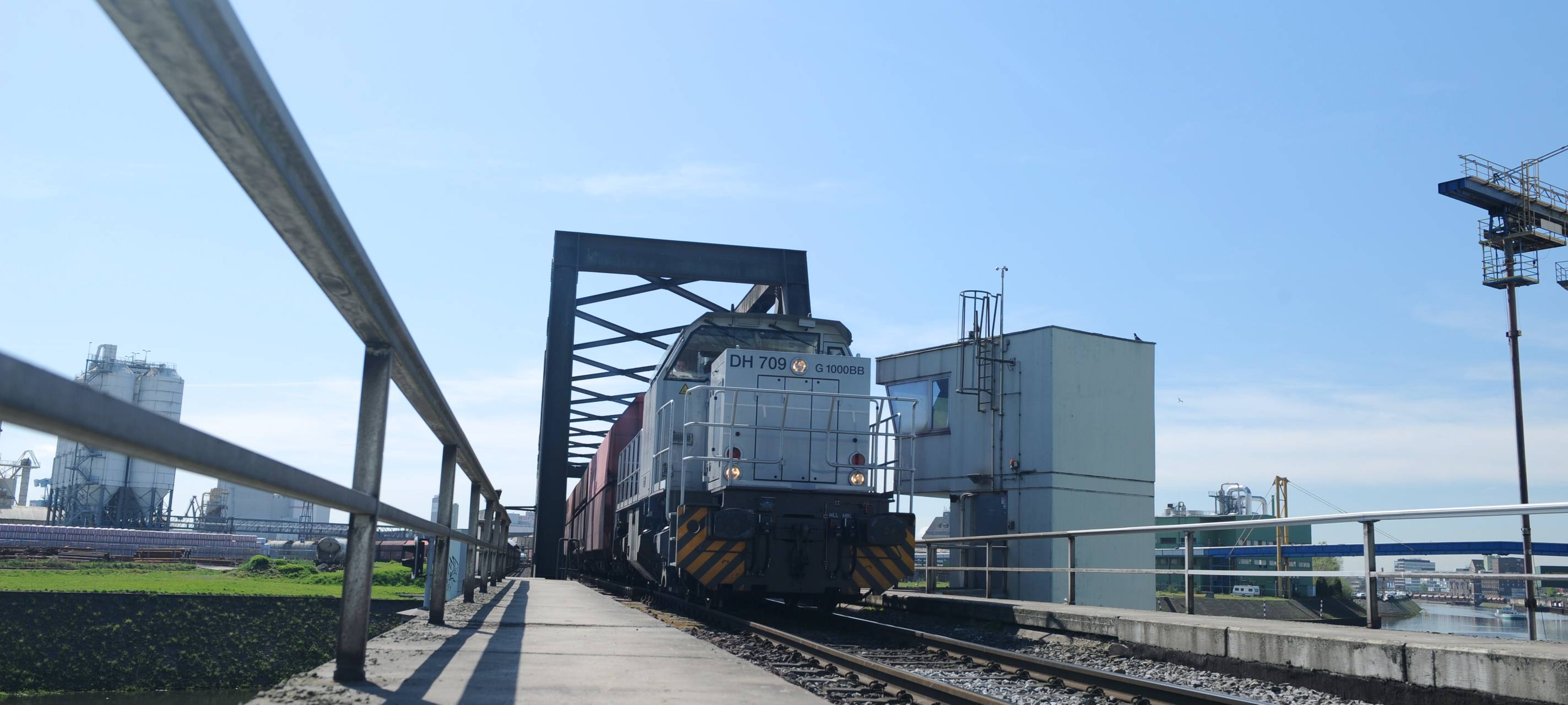 Schienen-Ausbau in den Neuss-Düsseldorfer Häfen