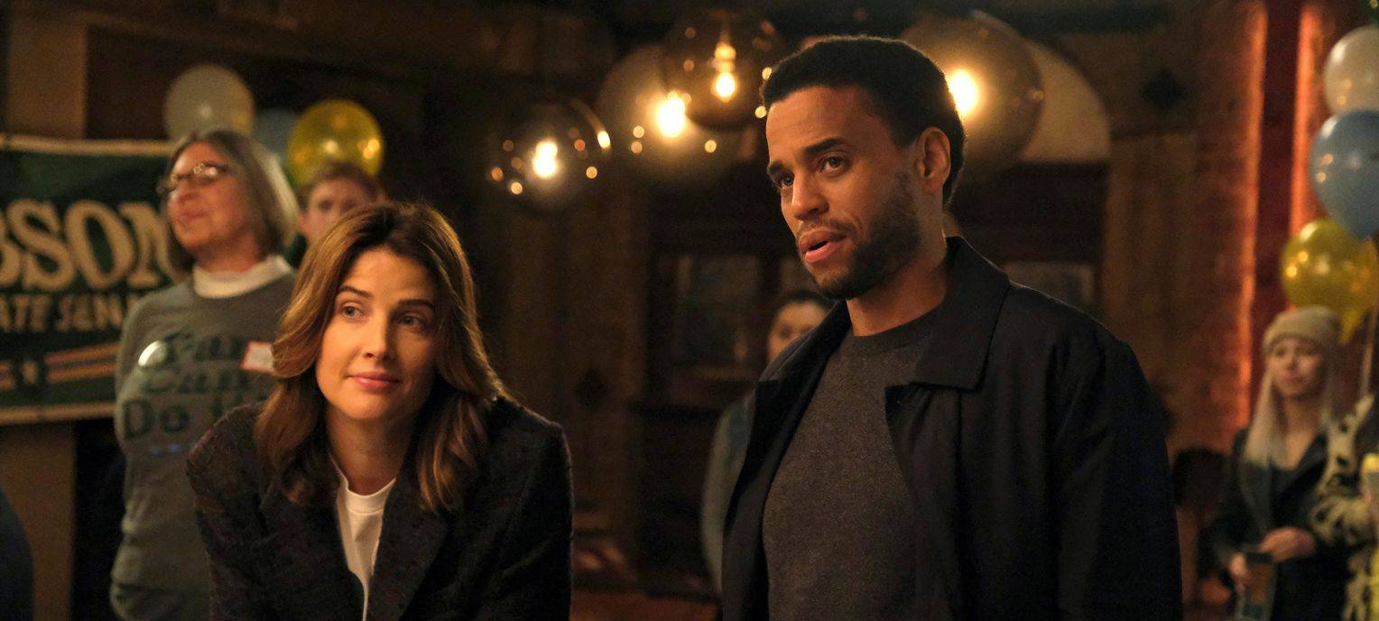 Dex und ihr Poilizeikollege Hoffman.