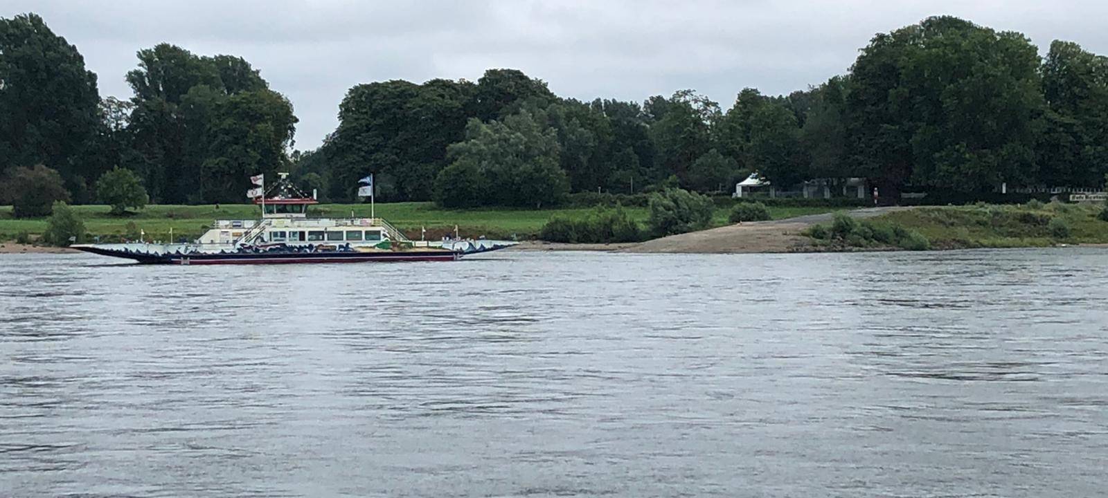 Die Rheinfähre in Meerbusch