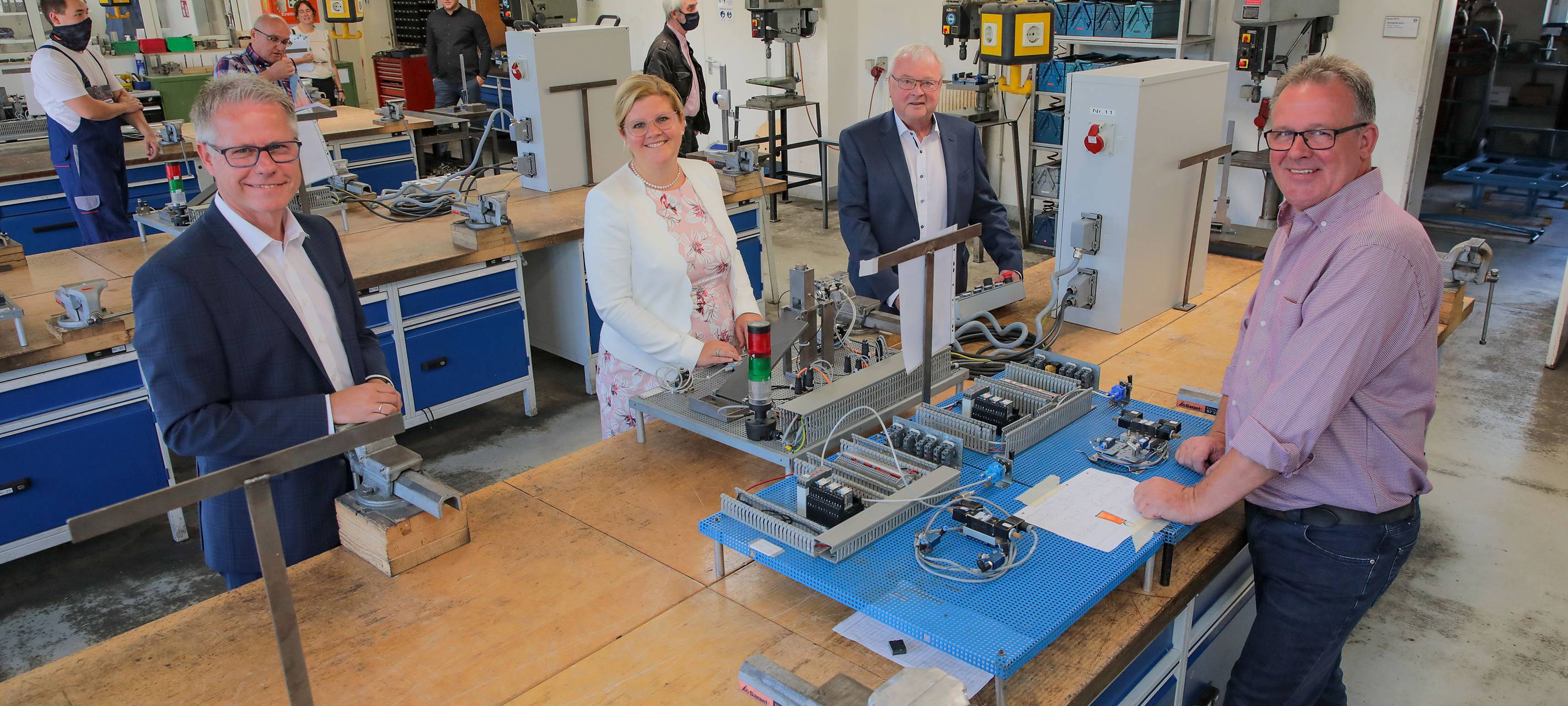 Unternehmer rettet Neusser Ausbildungszentrum