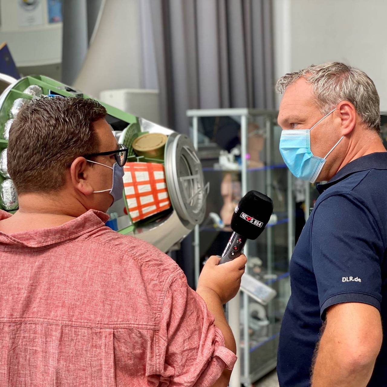 Walther Pelzer im Interview mit NE-WS 89.4 Reporter Phlipp Lessig.