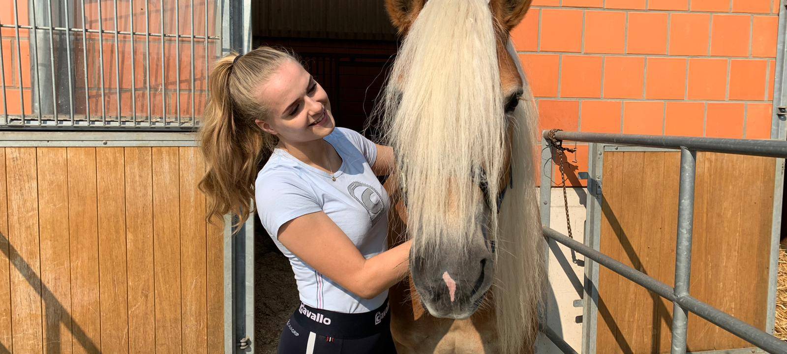 Pferde-Influencerin aus Dormagen