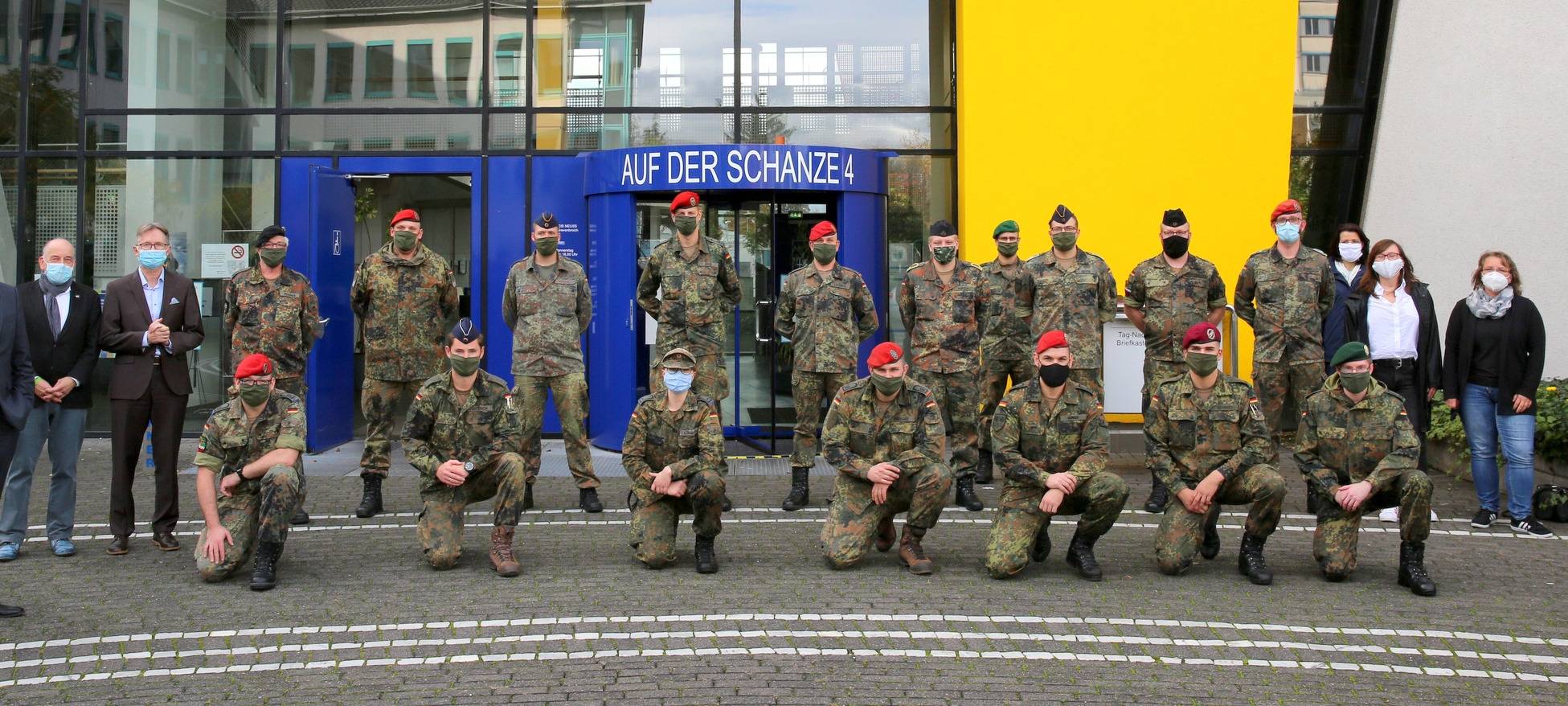 Bundeswehr-Soldaten unterstützen den Kreis noch länger