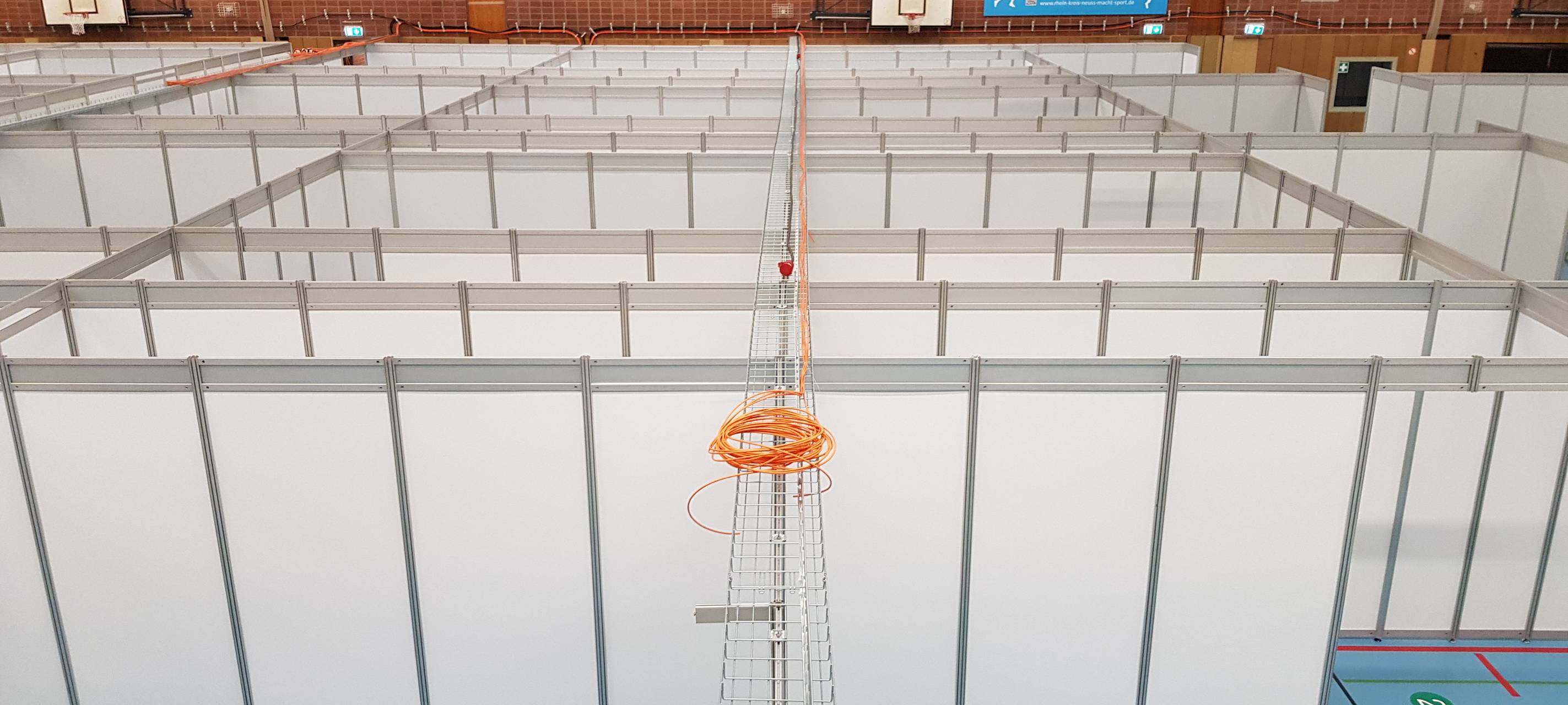 Impfzentrum in der Hammfeld-Halle nimmt Betrieb auf