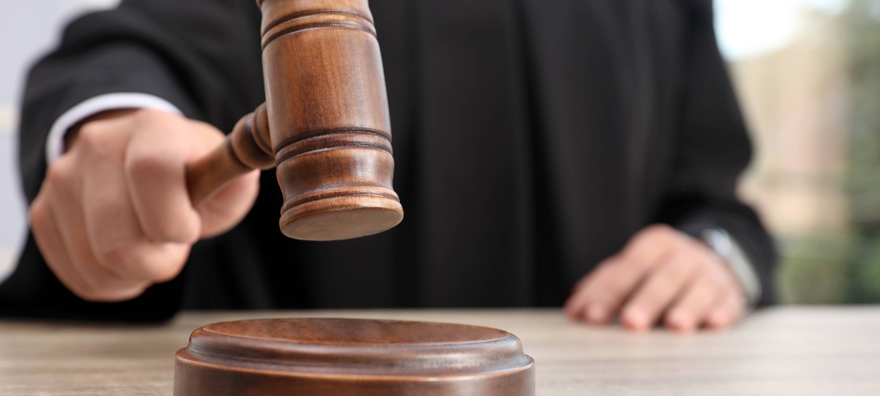 Meerbusch: Oldtimer-Dieb verurteilt