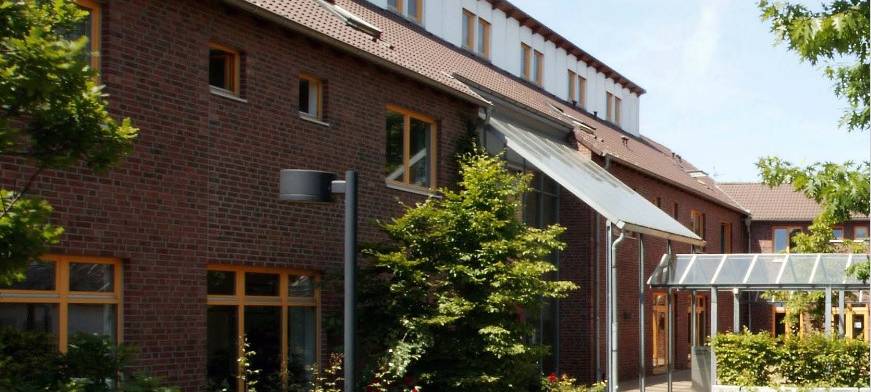 Viele Besucher bei Jugendherberge in Neuss-Uedesheim