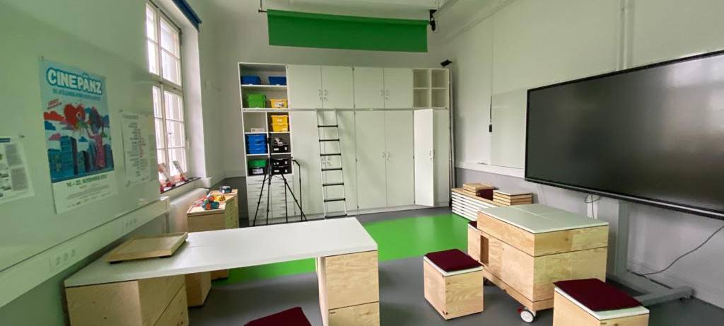 Lehrer werden digital fit gemacht in Neusser Medienzentrum