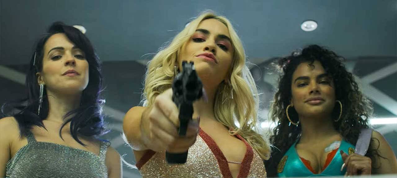 Die drei Girls sind auf der Flucht.