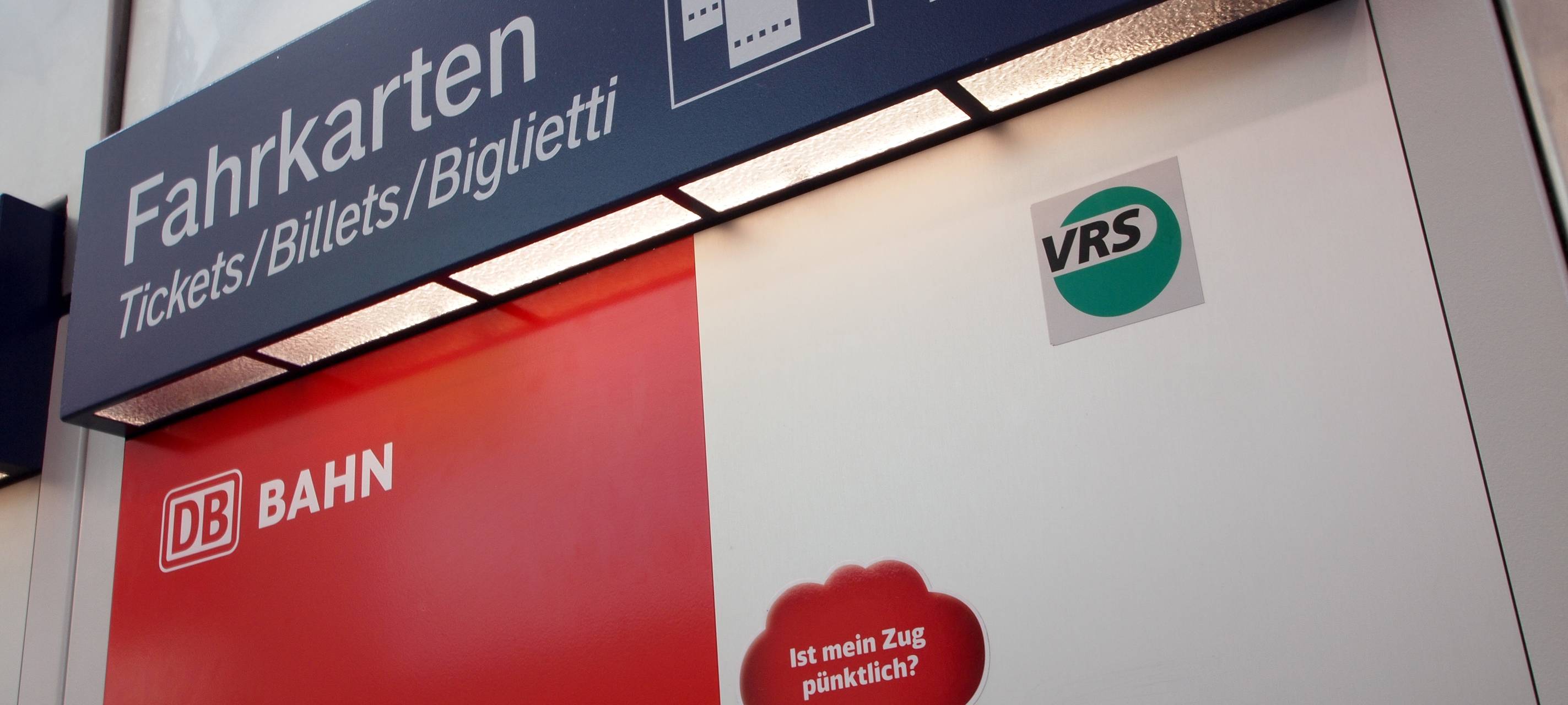 Reisezentrum am Neusser Bahnhof in Startlöchern