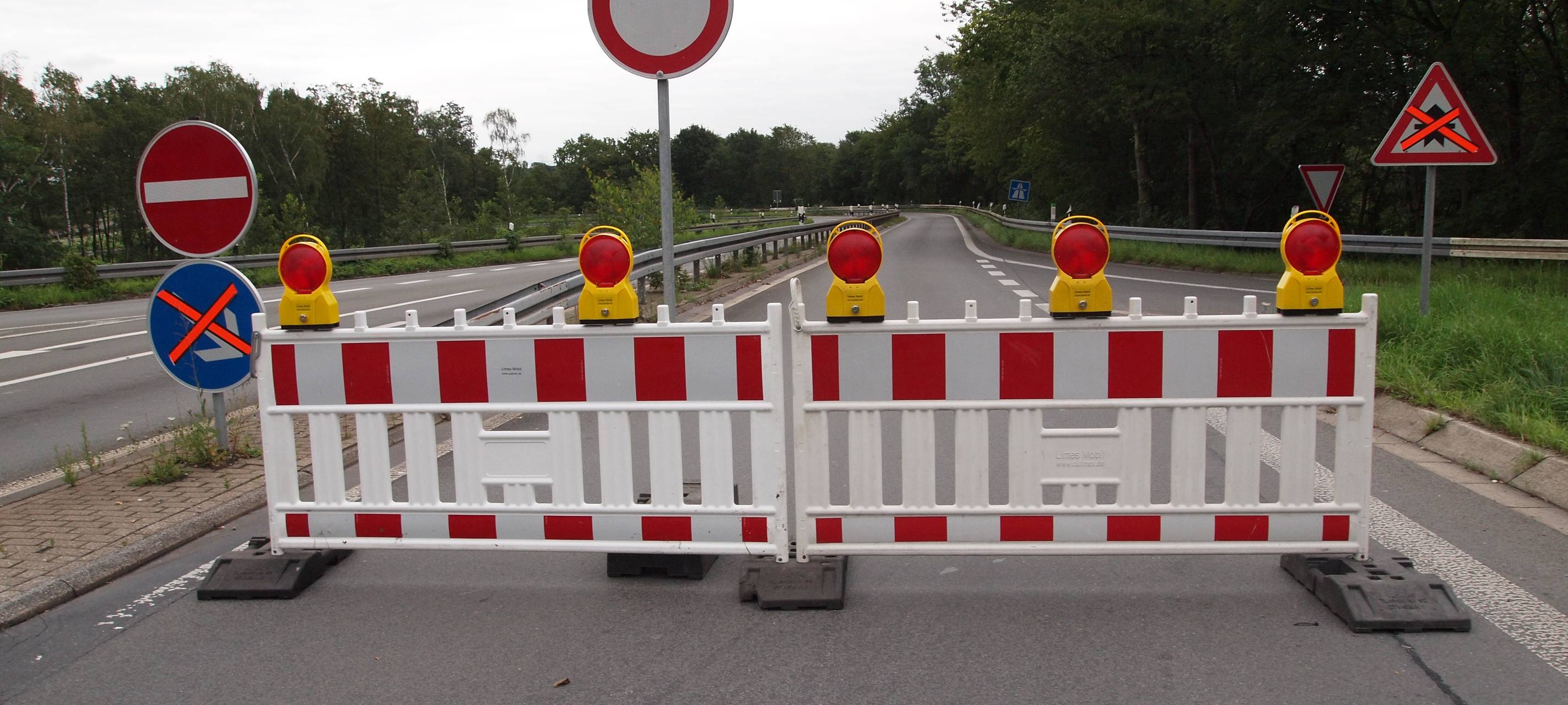 Sperrung im Autobahnkreuz Köln-West