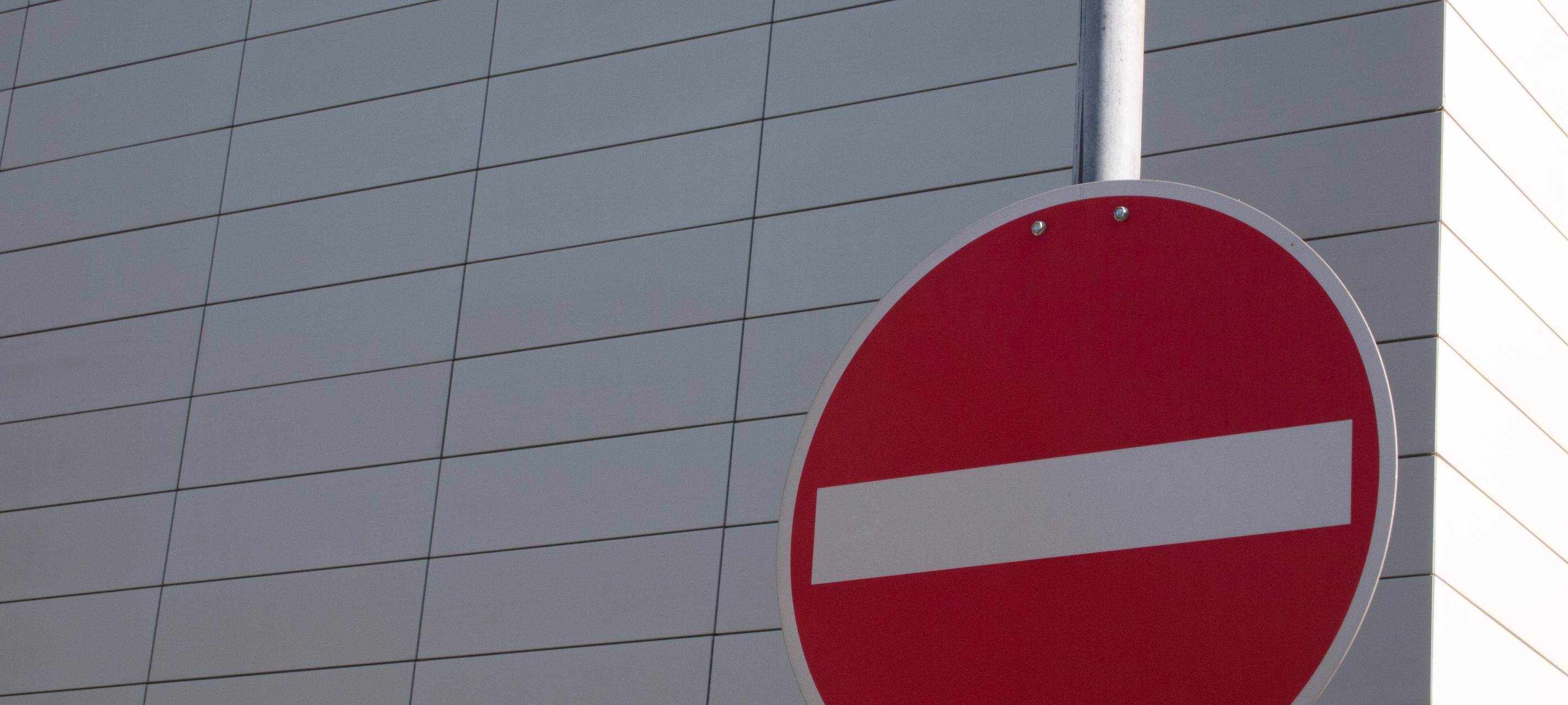 Brücke für schwere LKW gesperrt