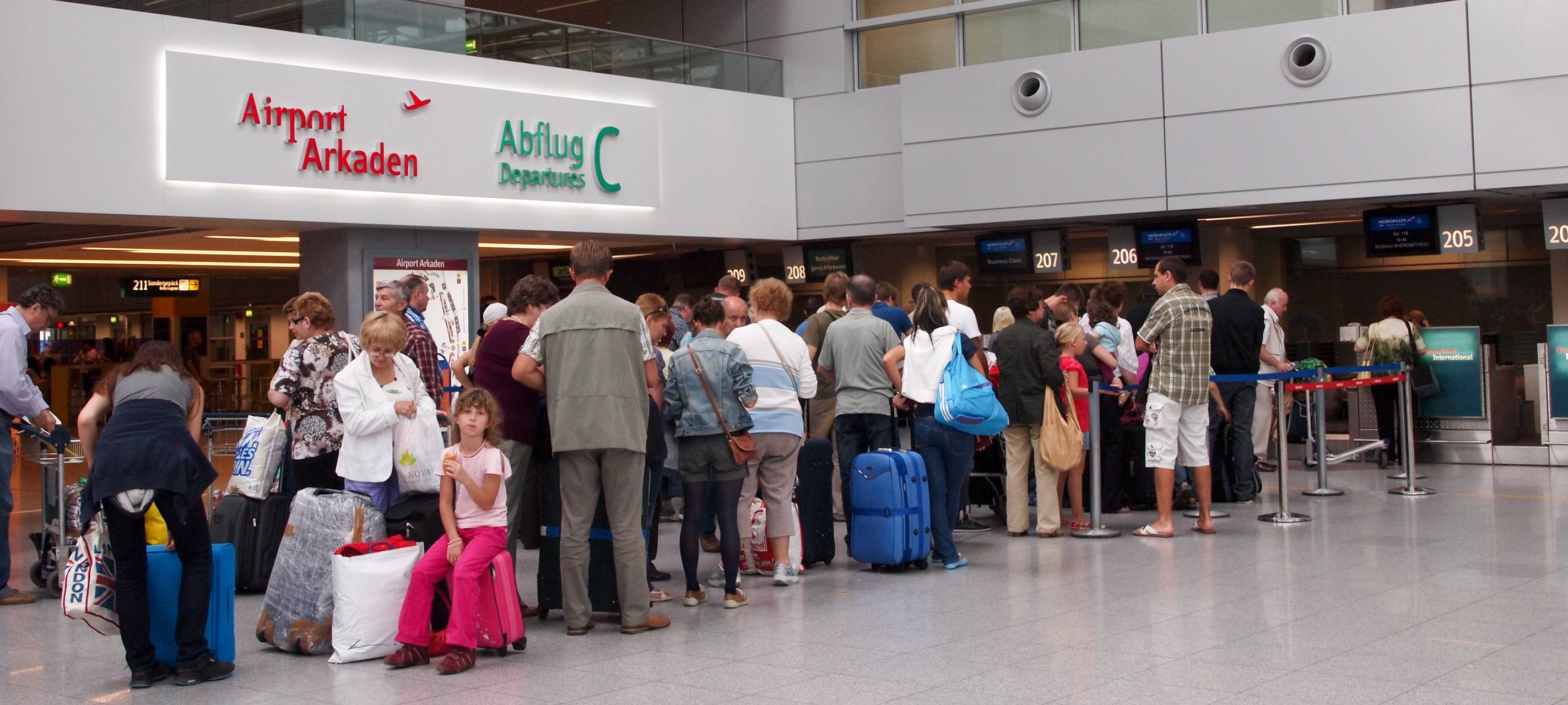 Wieder Chaos am Flughafen Düsseldorf in Weihnachtsferien?