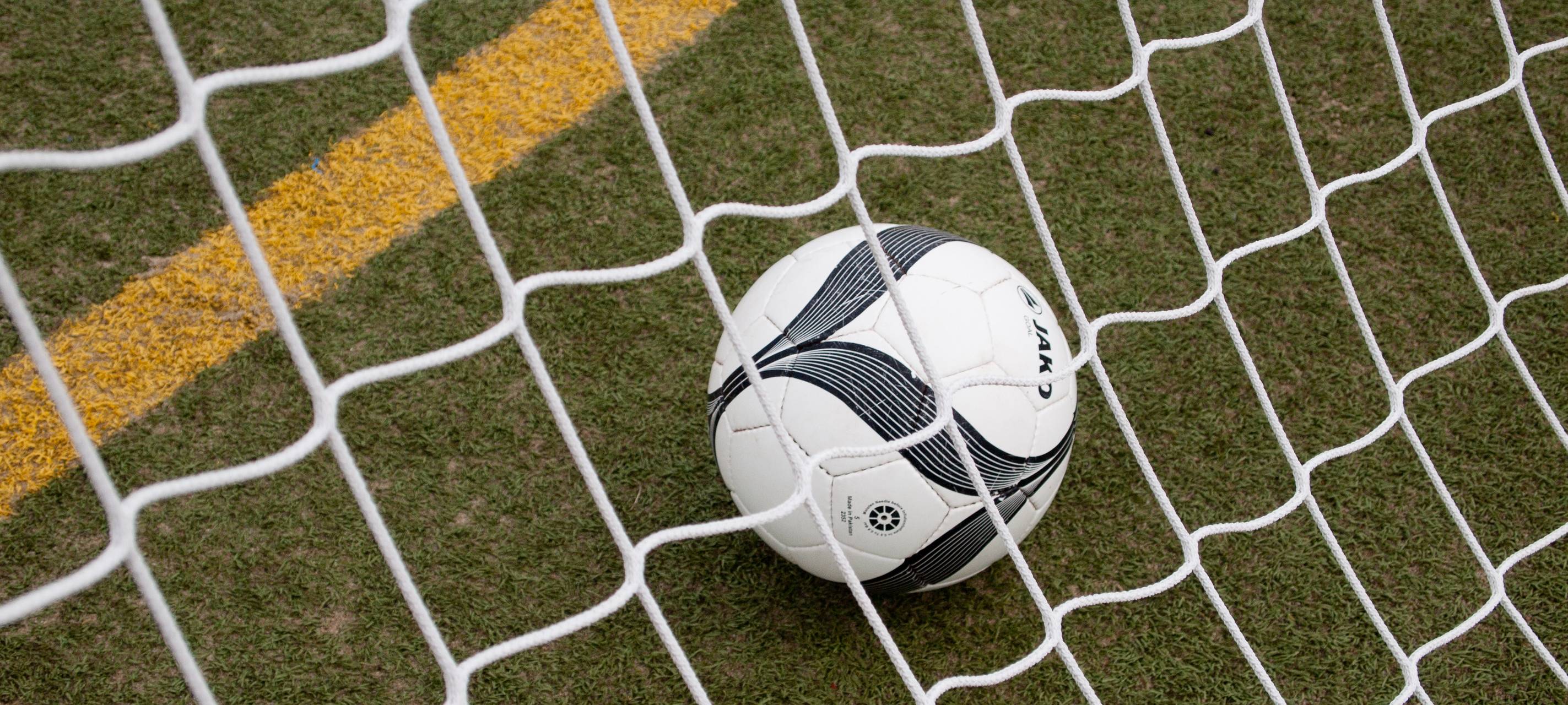 Neuer Kunstrasenplatz für Jüchen-Otzenrath