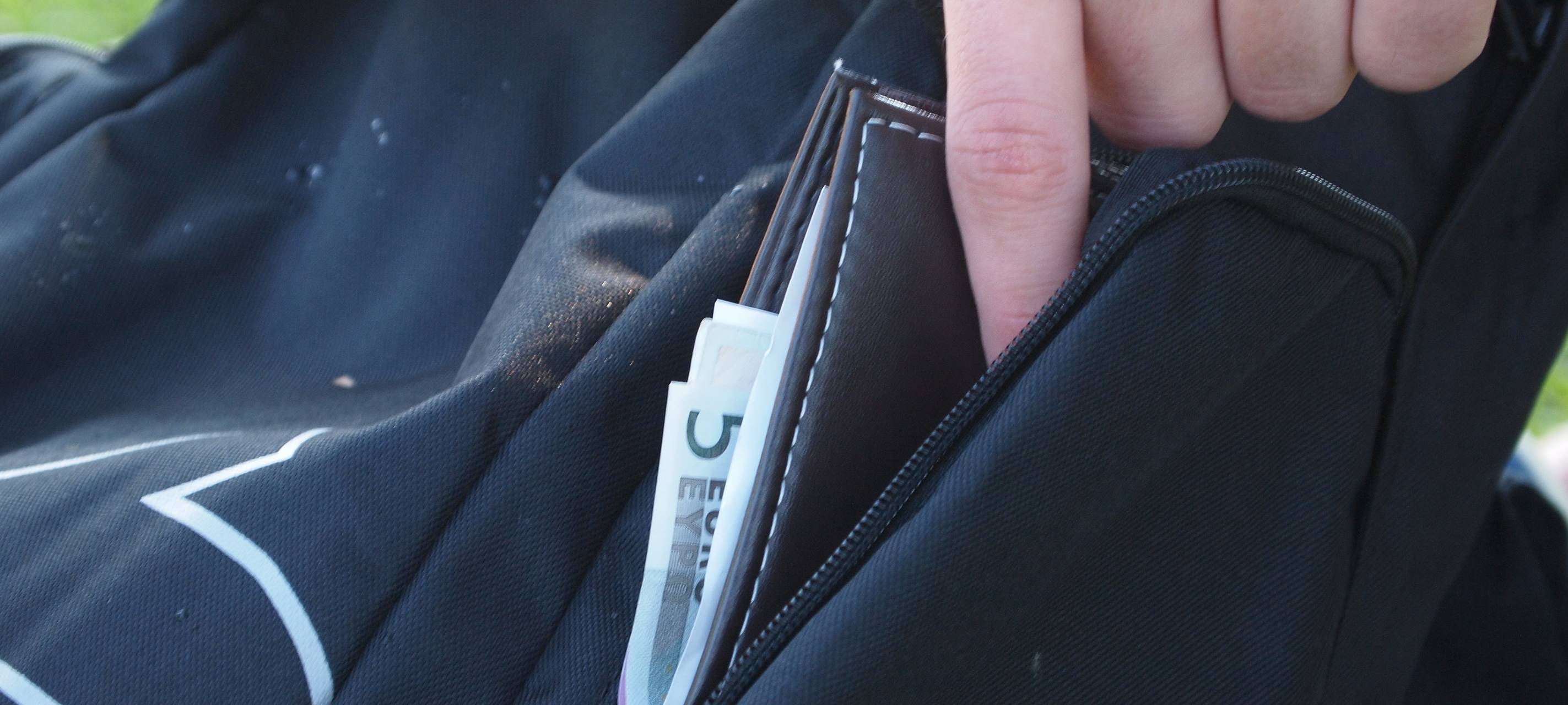 Einbrüche in Dormagen und Kaarst: 17-jährige Diebin in Haft