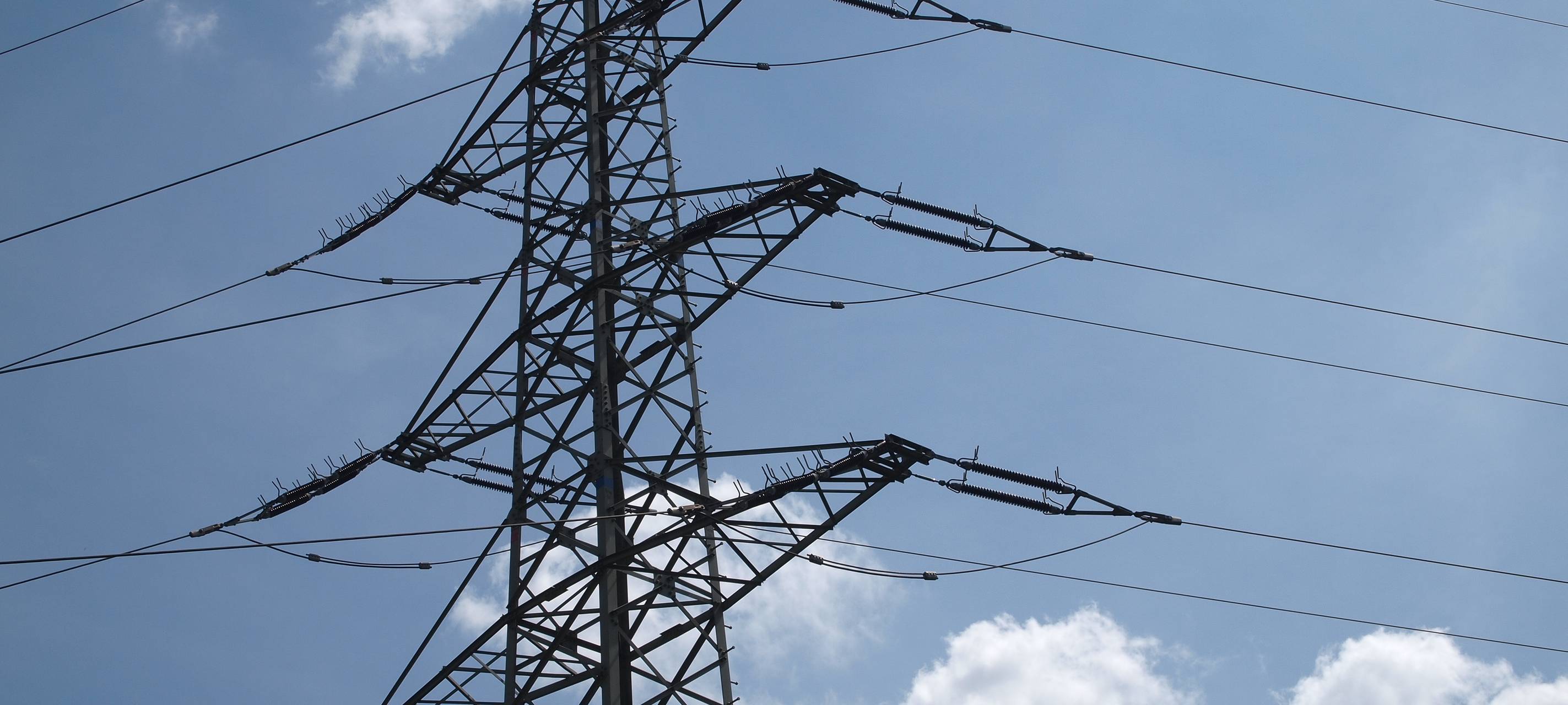 Kurzschluss sorgte für Lichtblitze an Hochspannungsleitung