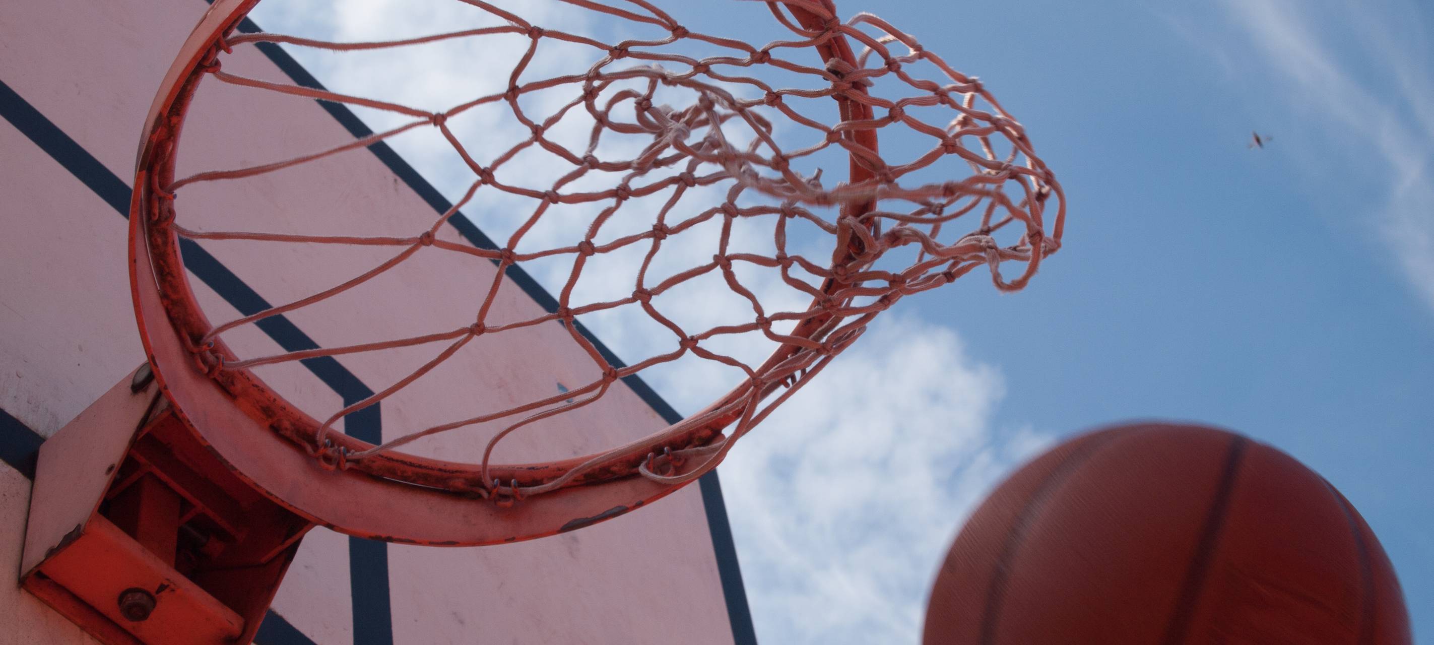 Im Neusser Südpark ist jetzt die neue Sportanlage fertig gestellt