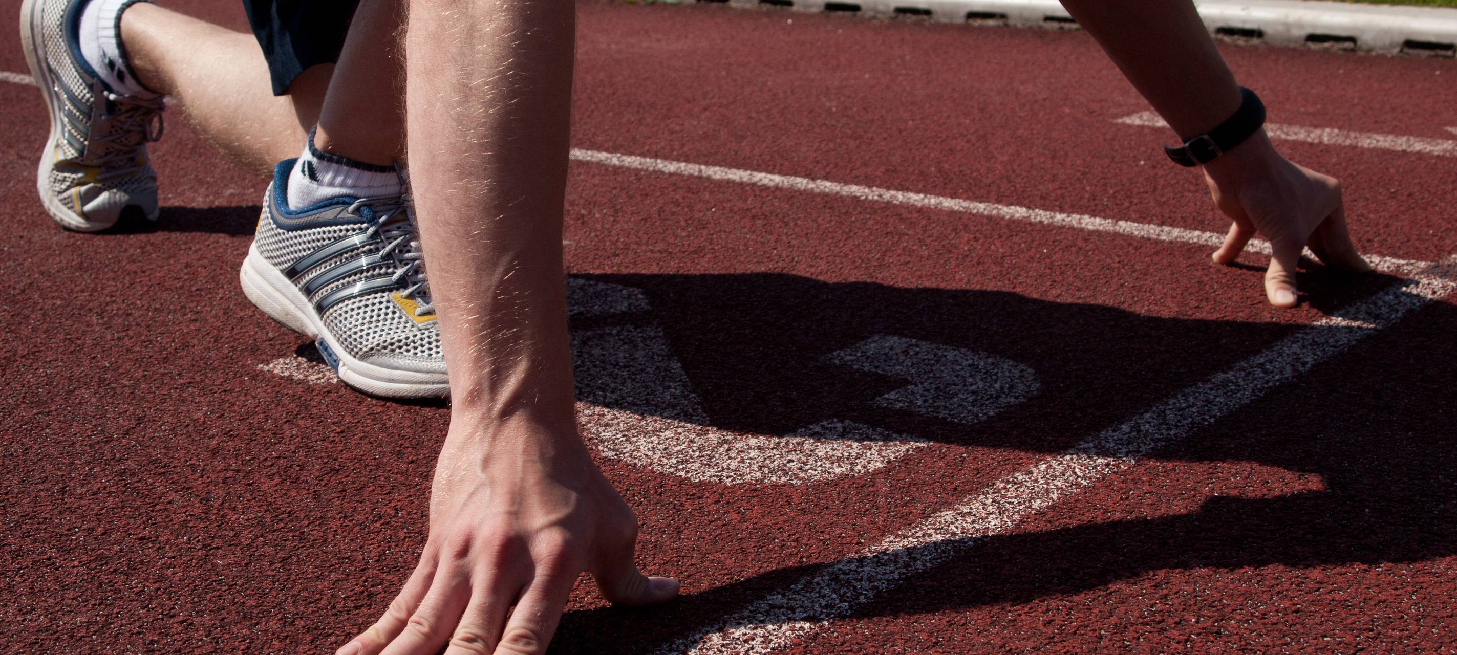Meerbusch-Osterath: Eröffnung neuer Leichtathletik-Anlage