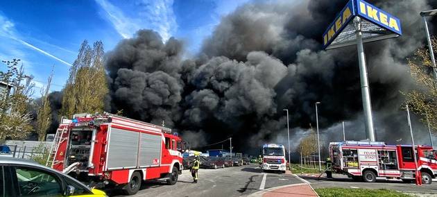 Neuss/Kaarst: Prüfung von Grundwasser auf Schrottplatz