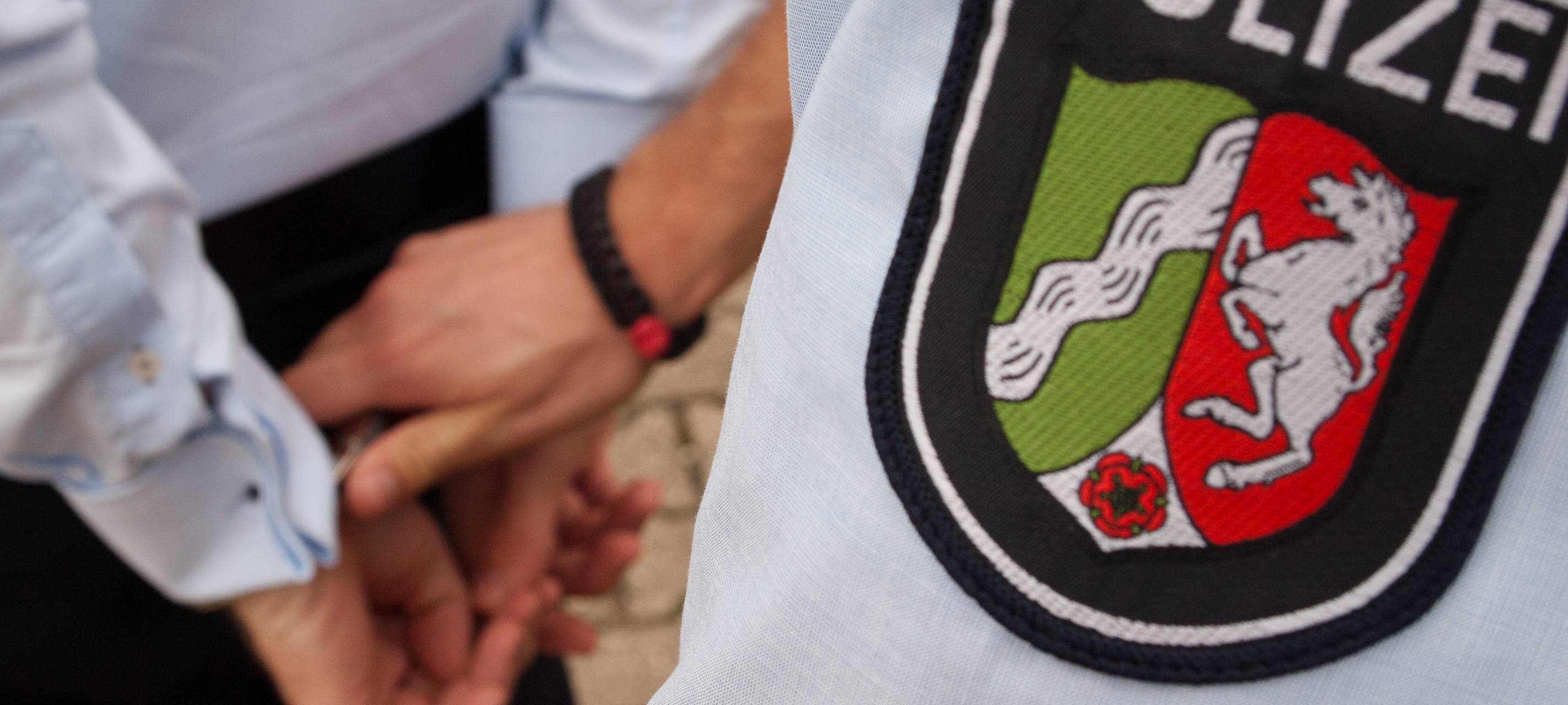 Rhein-Kreis Neuss: Verdacht auf gekaufte Aufenthaltstitel