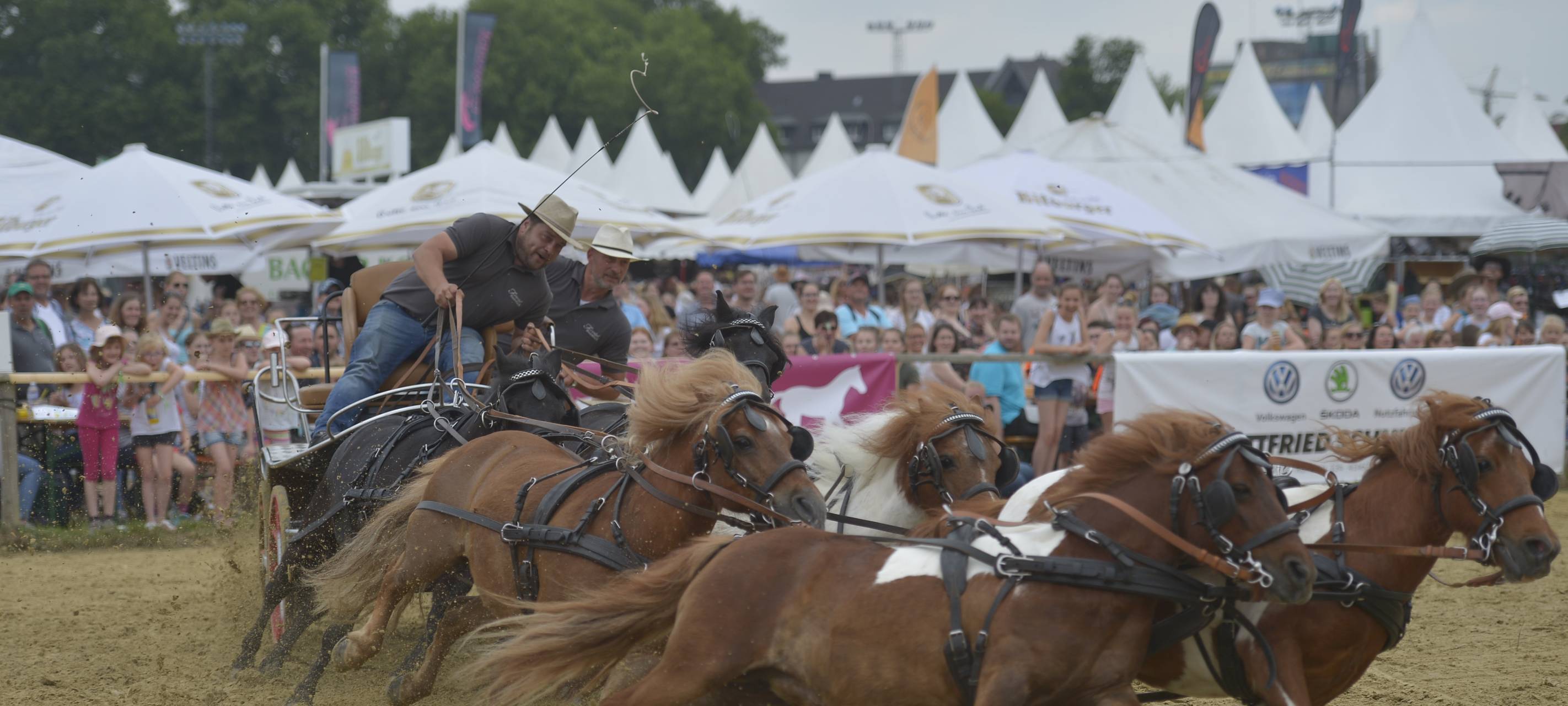 Equitana Open Air am Rennbahnpark in Neuss