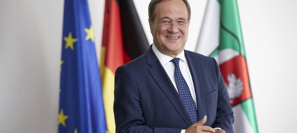 Laschet besucht Bolten-Biergarten in Korschenbroich