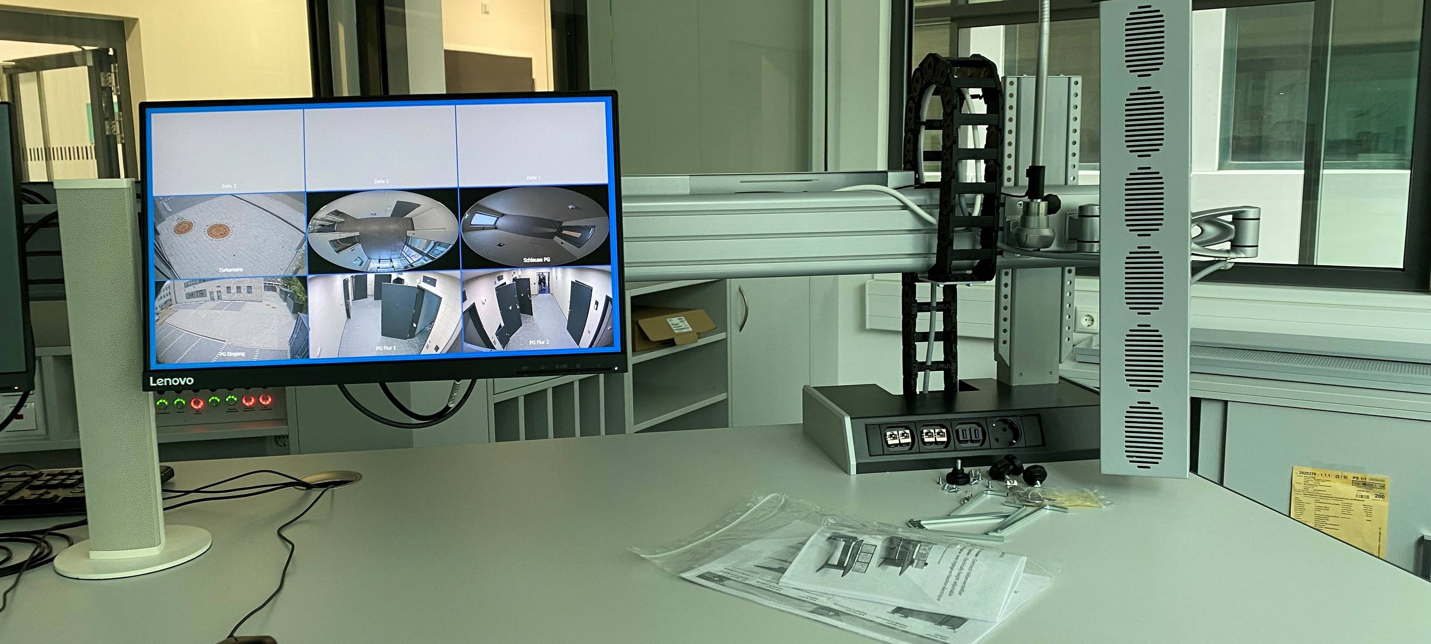 Umzug der neuen Polizeiwache in Grevenbroich