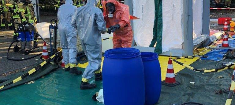 Kellerbrand in Meerbusch wird zu Großeinsatz