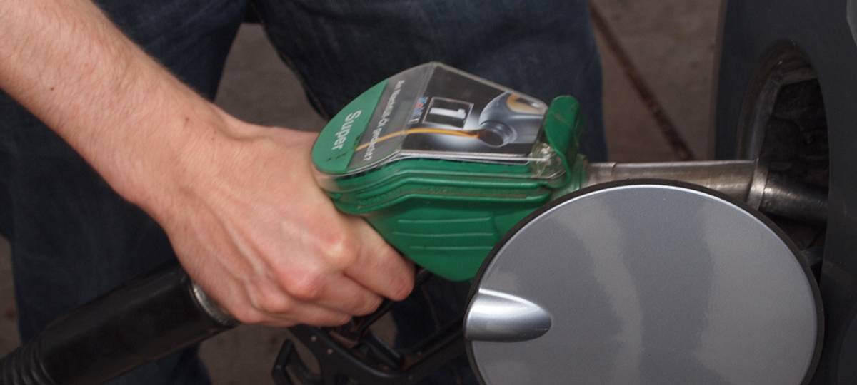 Hohe Spritpreise: Forderungen aus dem Rhein-Kreis Neuss