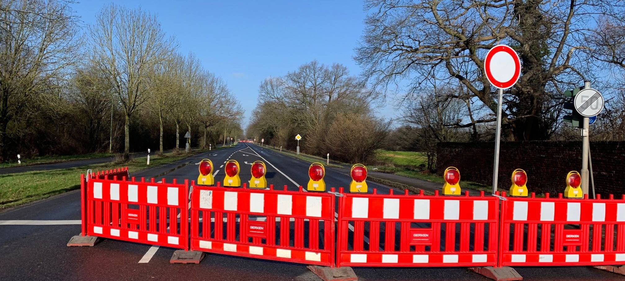 Umleitungen durch Straßensperrung in Meerbusch