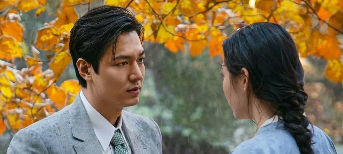 Sunja und Hansu im Park.